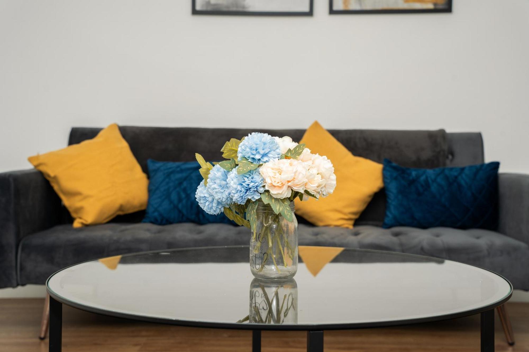 Stylish 3 Bed House With Free Parking Villa Leeds  Eksteriør billede